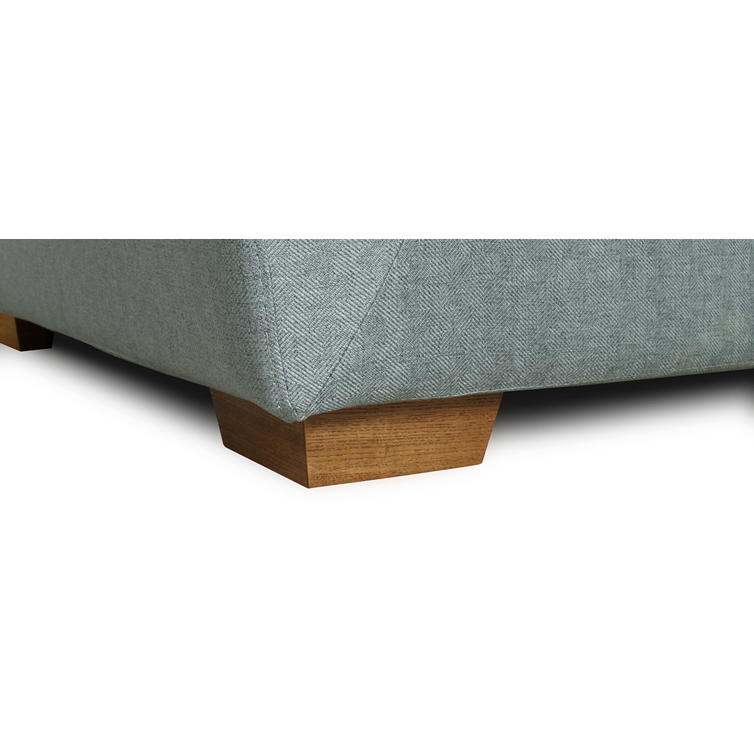 sofa-lion-3-mit-sf-1080-x-1080-1